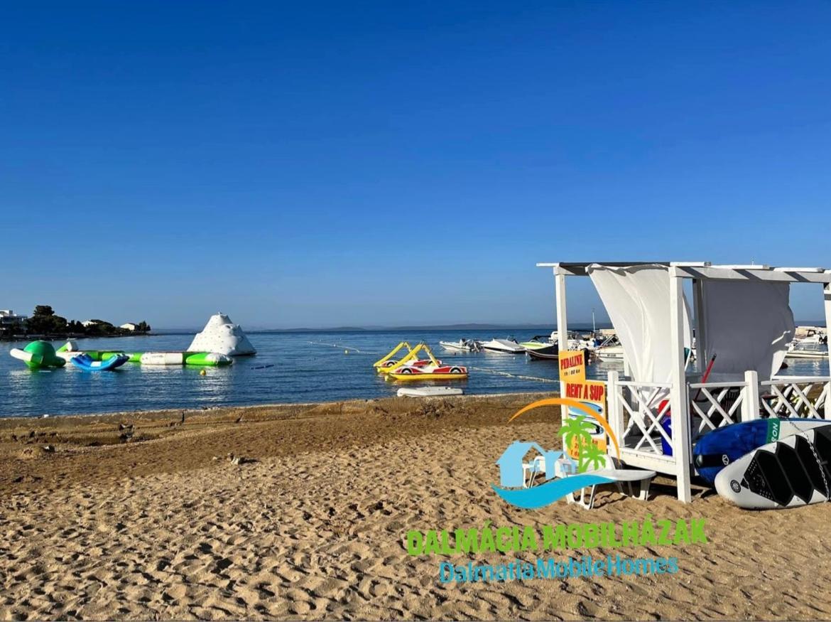 Dalmacia Mobile Homes And Caravans At The Beach Privlaka  Εξωτερικό φωτογραφία